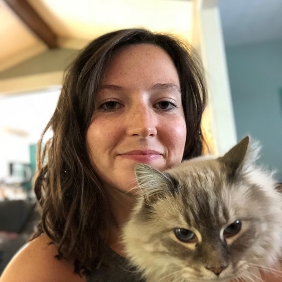 Meet your Posher, Wendy - Picture 2 of 2